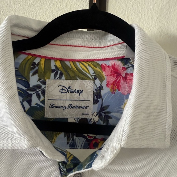 Tommy Bahama Men’s Disney Mickey Mouse White Polo - Picture 6 of 8